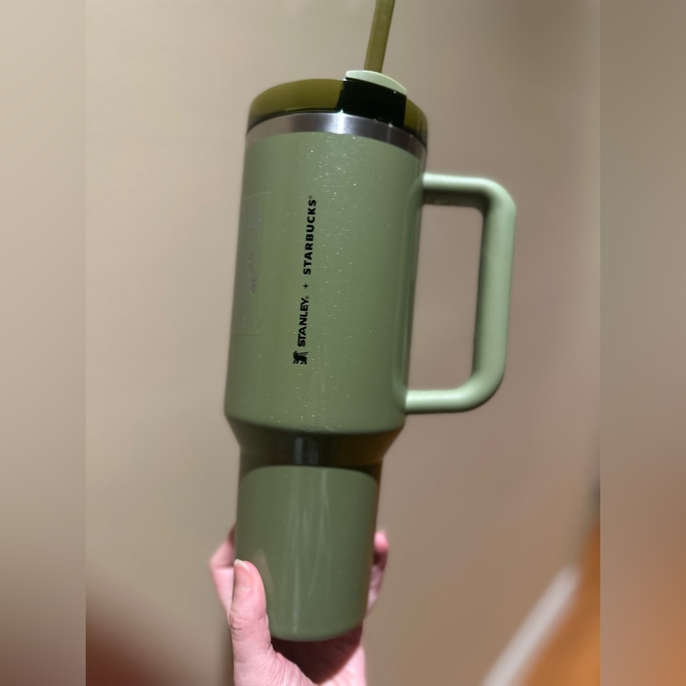 Stanley X Starbucks fall 2024 green color- NWT and HTF